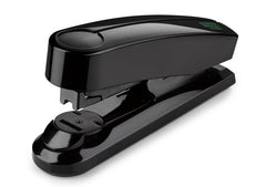 Novus B 4FC re+new Grapadora de Sobremesa - Fabricada con Plastico Reciclado - Hasta 50 Hojas - Grapado Plano Abierto, Cerrado y Clavado - Incluye 200 Grapas - Color Negro