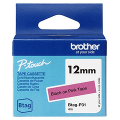 Fita Brother Btag-P31 12mm - Texto Preto sobre Fundo Rosa - Medidas 12mm x 4 Metros - Adequada para PTN10, PTN20, PTN25BT