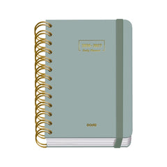 Dohe Premium Agenda Escolar 26/27 - Formato A6 - Dia Pagina - Papel Offset Ahuesado 80g - Cubierta de Carton Plastificado - Espiral Metalica Doble - Goma - 12x17x3cm - Color Verde