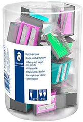 Staedtler Expositor con 18 Sacapuntas de Plastico - 2 Agujeros - Angulo de Afilado 23Â° y 30Â° - Colores Surtidos