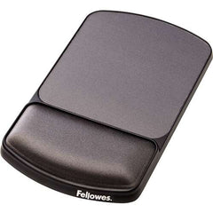 Fellowes Alfombrilla Premiun  con ReposamuÃ±ecas Ajustable Gel - Angulo y Altura Ajustable - Superficie de Poliester - Color Negro