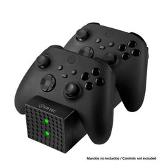 FR-TEC Estacion de Carga Dual Charging Station Compatible con Xbox Series X/S y Xbox One - DiseÃ±o Elegante - Funcionamiento Sencillo - Leds Indicadores de Carga - Incluye Baterias Recargables de 1200Mah y Tapas de Bateria - Color Negro