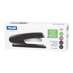 Milan Grapadora Metalica - Cuerpo de Plastico - hasta 20 Hojas - Base 12.5cm - Grapas 24/6 y 26/6 - Color Negro