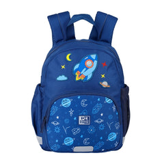 Oxford Space Mochila Infantil 8.5L - 2 Bolsillos Laterales con Goma Eslastica - Espalda Acolchada Ergonomica - Elementos Reflectantes - Asas Acolchadas y Ajustables - Material Repelente al Agua - Color Azul