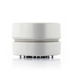 Innovagoods Micuum Mini Aspirador de Escritorio - Ideal para Mascotas - Facil Limpieza - Cepillos en la Base - 2 Pilas AA - Interruptor de Encendido - 8x6x8cm - Color Blanco